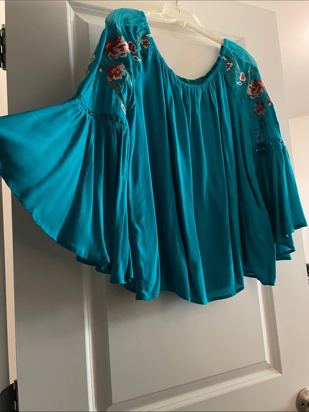 Umgee Colorful BohoStyle Top SizeS Peasant Gypsie CottageCore Embroidered Floral